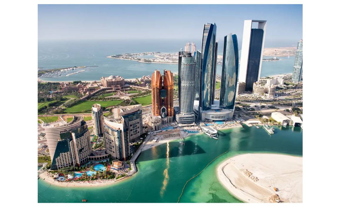 أفضل الأماكن السياحية في أبوظبي: دليل شامل لاكتشاف عاصمة الإمارات