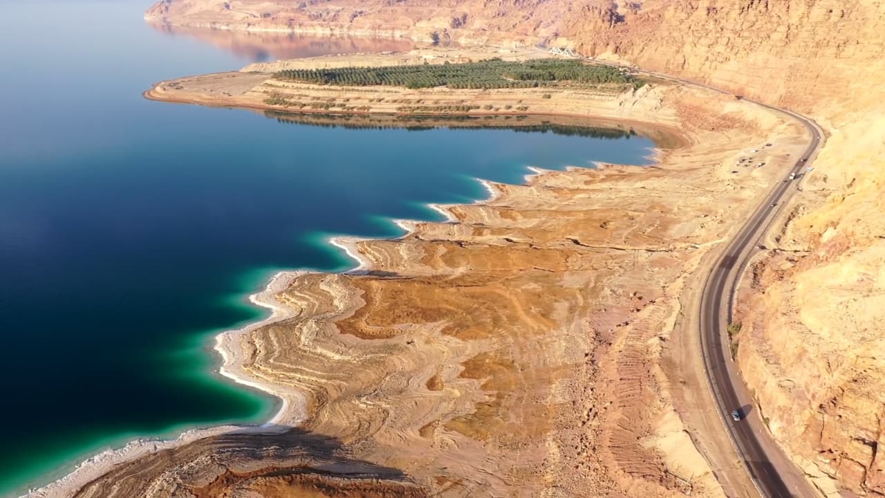 عيون كليوباترا الأسطورية